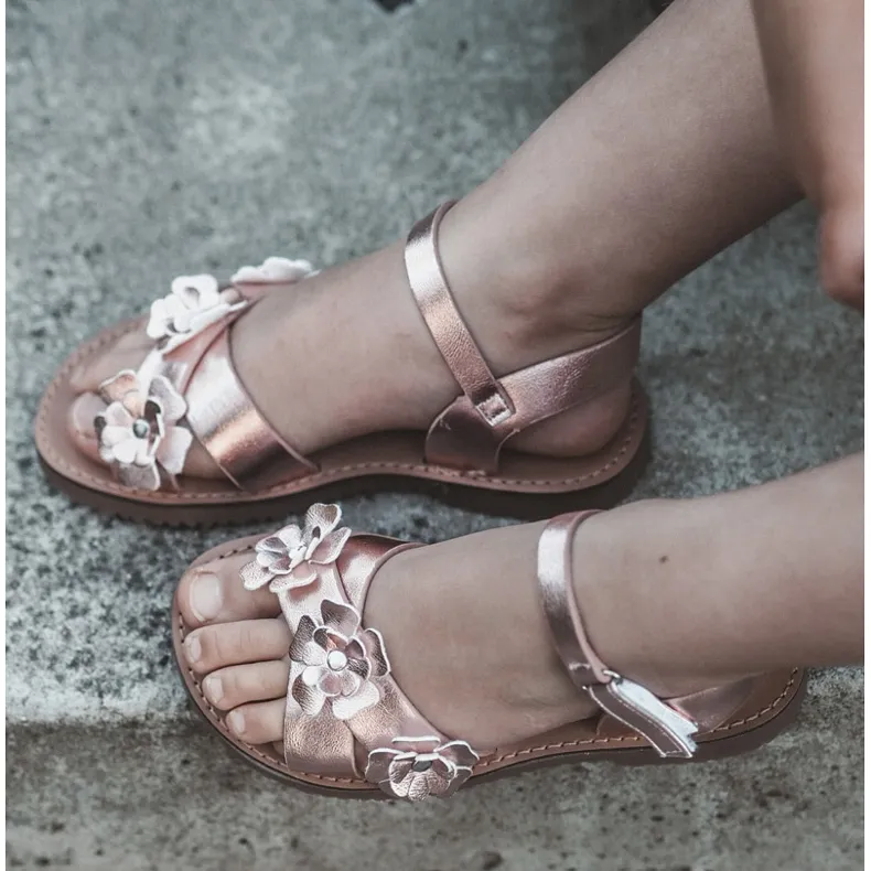 Children's Sandals Decorated with Flowers, Fastened with Velcro, Pink Fagossa