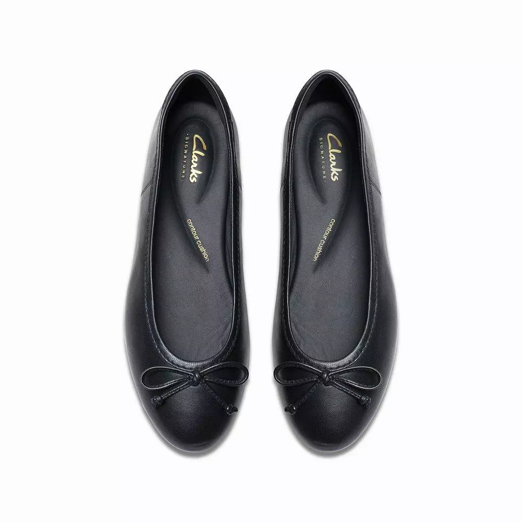 Clarks Fawna Lily Pumps