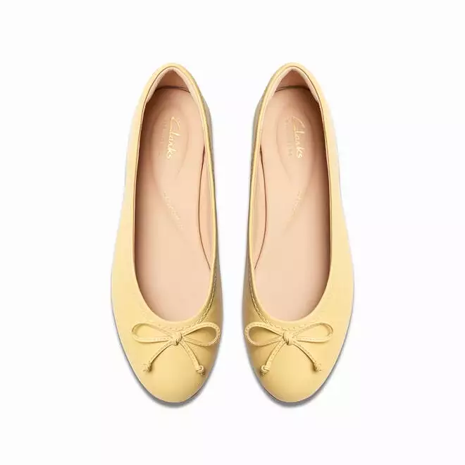 Clarks Fawna Lily Yellow Pumps