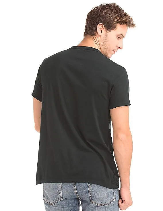 GAP Men Black Linear Mountain Graphic Tee