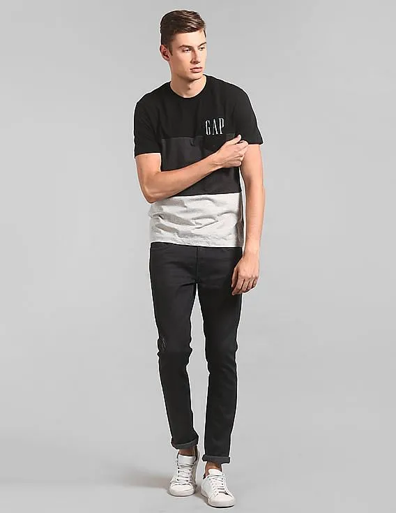 GAP Men Black Pocket Logo Tee