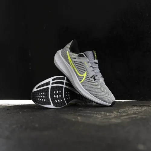 Nike Air Zoom Pegasus 40 Wolf Grey / Volt- Black White  A springy ride for any run, the Peg’s familiar, just-for-you feel return